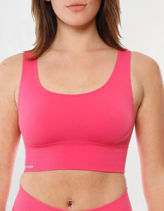 Top deportivo fucsia