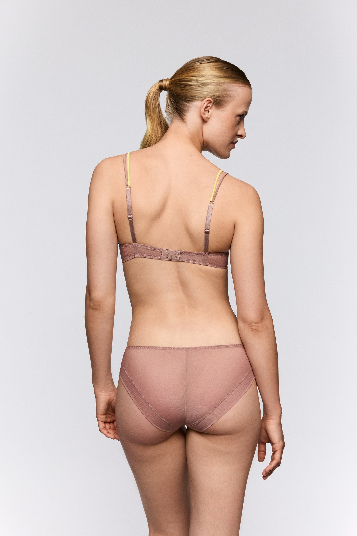 sujetador sin aros BREMER