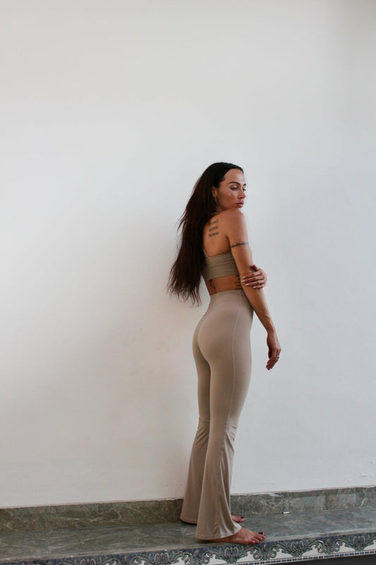 CHIO Elephant Flare Pants beige - flanesyfresones