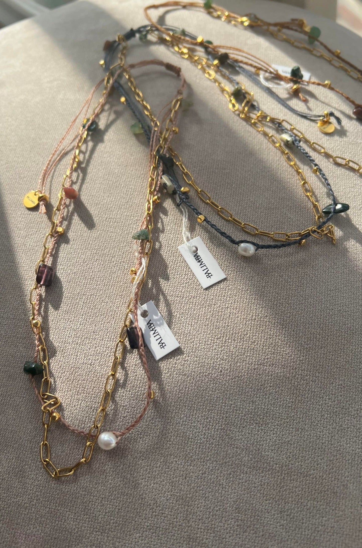COLLAR TRIBU MET