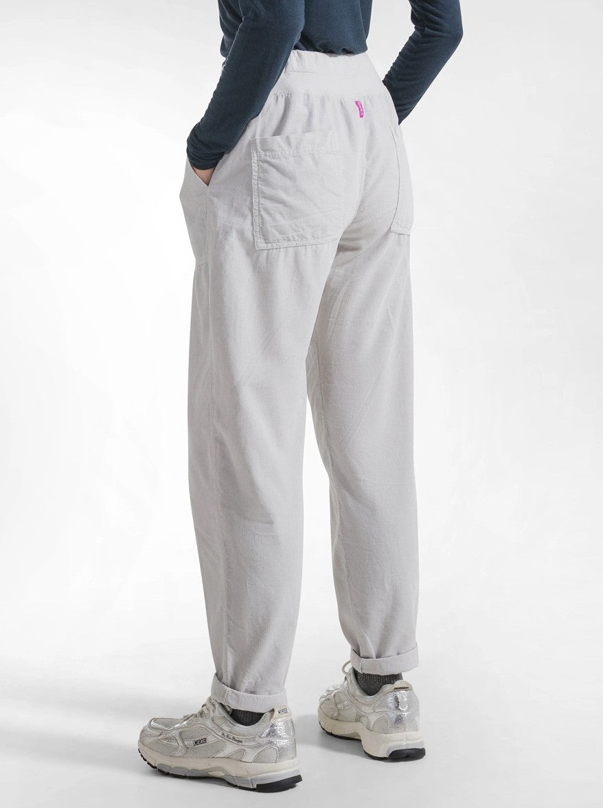 Pantalón gris claro