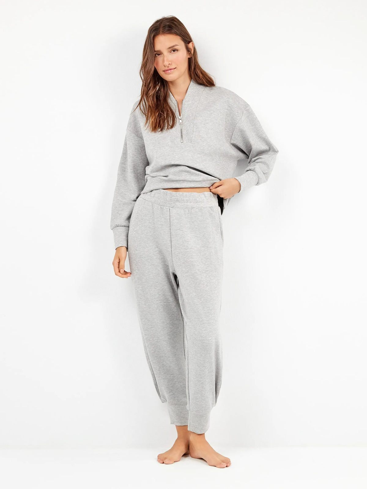 Pantalón largo gris