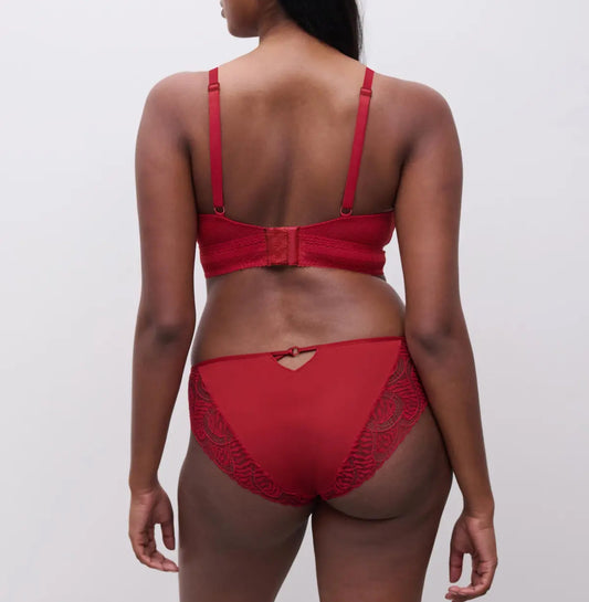 Braga-Rojo escarlata