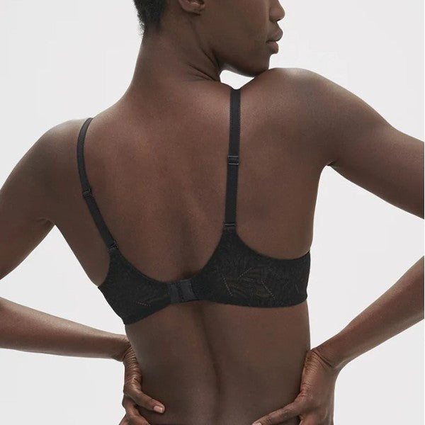 Sujetador negro encaje sin costuras de Simone Perele - flanesyfresones