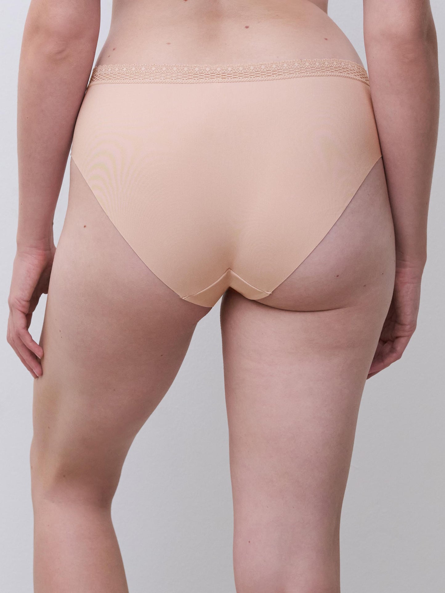 Braguita modal elegante y acogedora