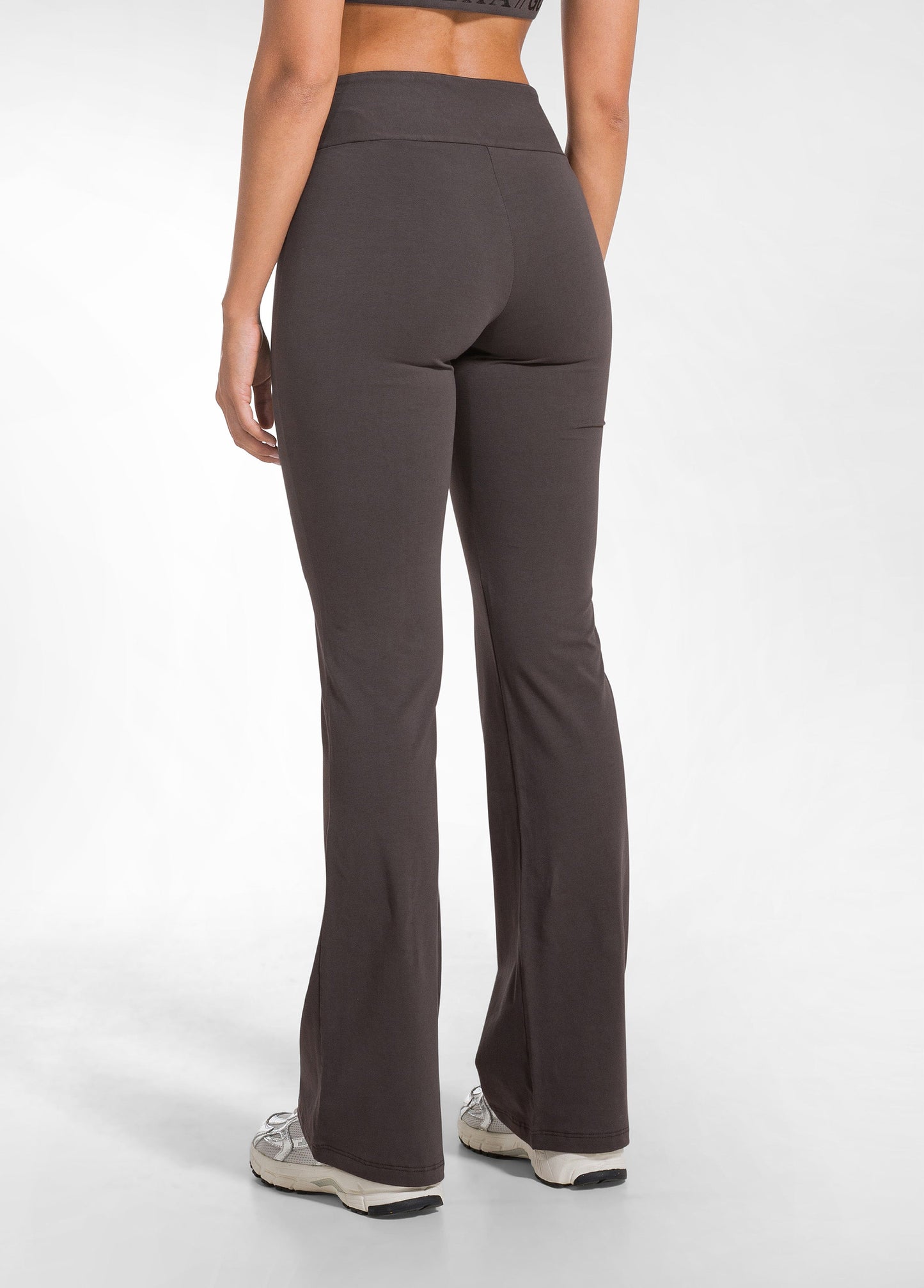 LEGGINGS YOGA - BROWN - flanesyfresones