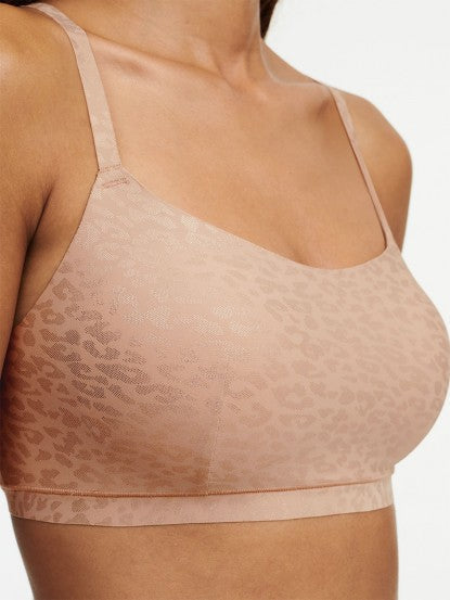 Bralette tipo camiseta sin aros SoftStretch