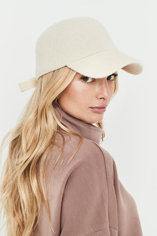 Gorra de Lana Crema
