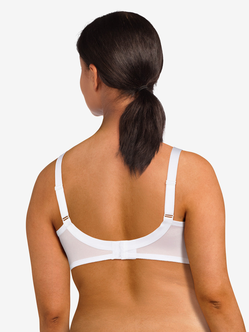 Sujetador blanco moldeador efecto natural. Modelo Hedona de Chantelle C20310. Flanes y Fresones, corsetería Sitges