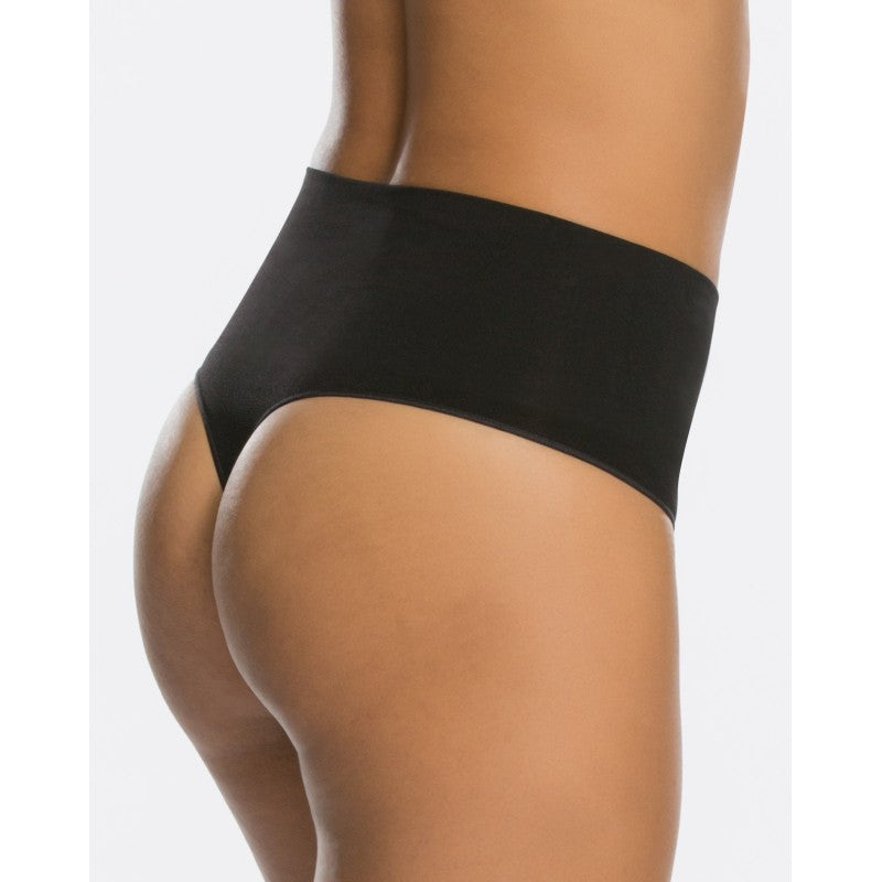 Tanga moldeadora Spanx - flanesyfresones