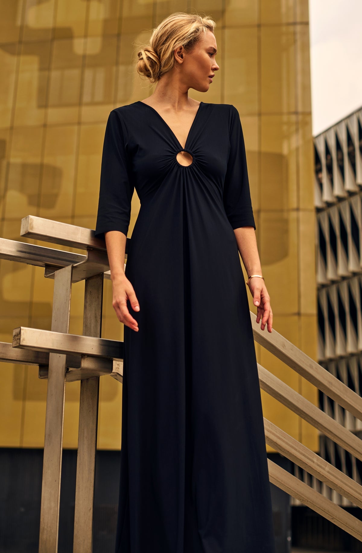 CARMENN -Vestido negro - flanesyfresones