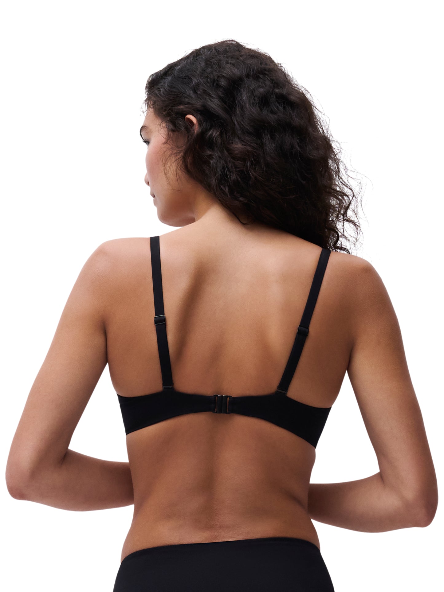 Top bikini negro tachuelas con aro escote profundo multiposición Chantelle - flanesyfresones