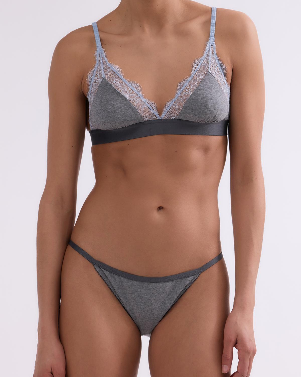 LOVE LACE Delicate triangle bralette
