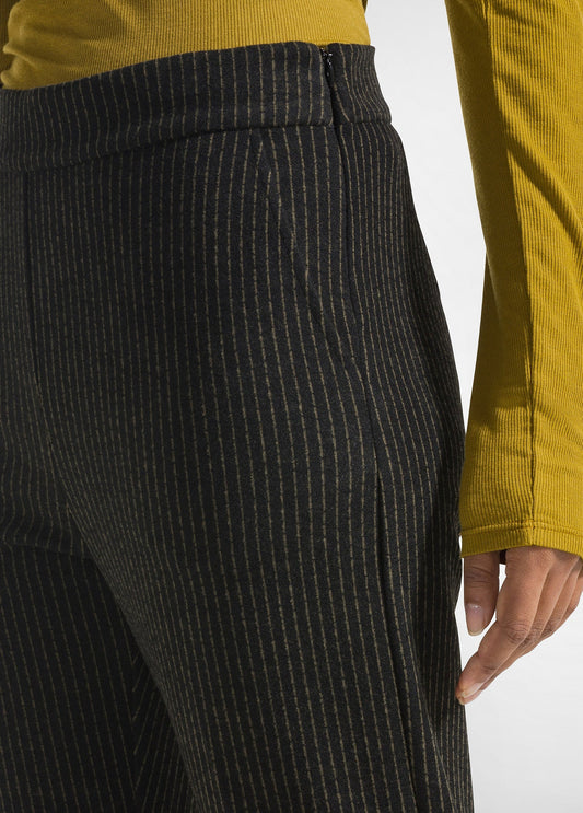 Pantalón gris