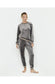 Sudadera  y pantalon gris
