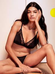 Bralette triangular Negro