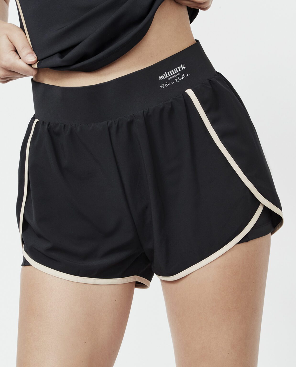 Short deportivo negros - flanesyfresones