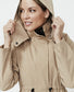 Chaqueta cortavientos camel
