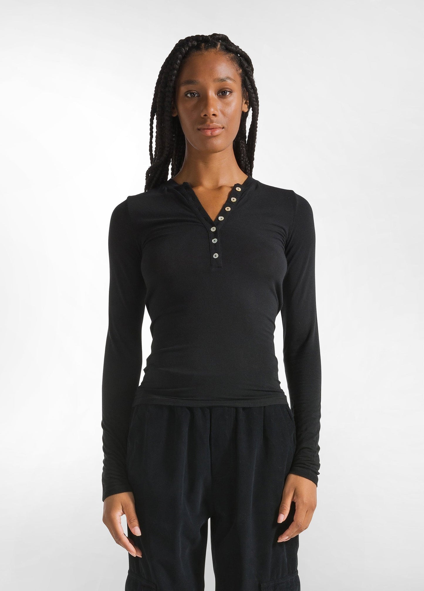 CASHMERE BLEND BLACK BUTTONED T-SHIRT