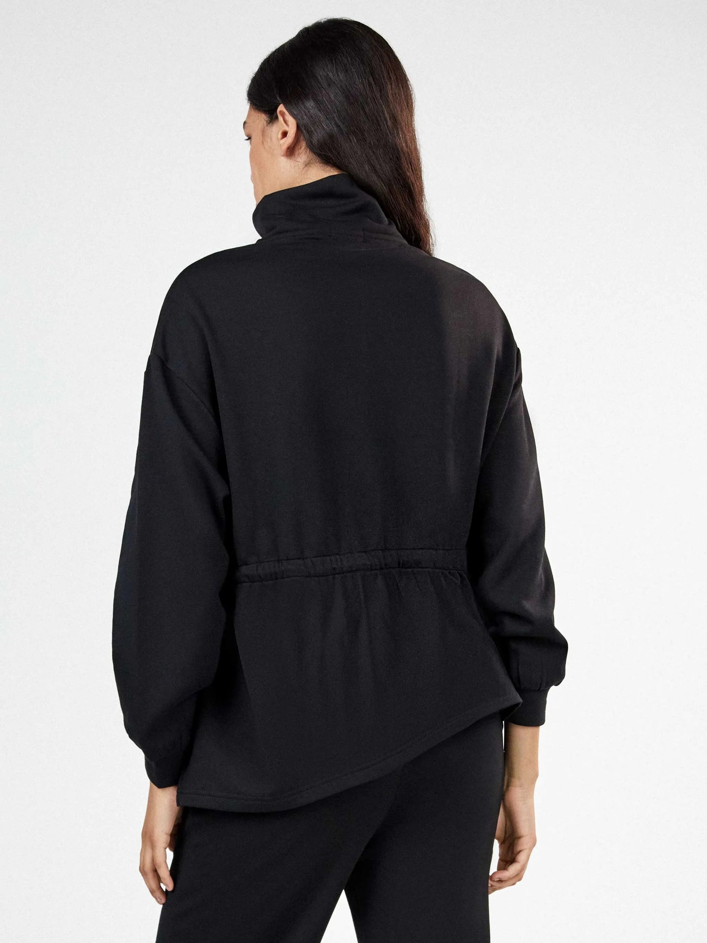 Chaqueta larga felpa con cinturilla ajustado
