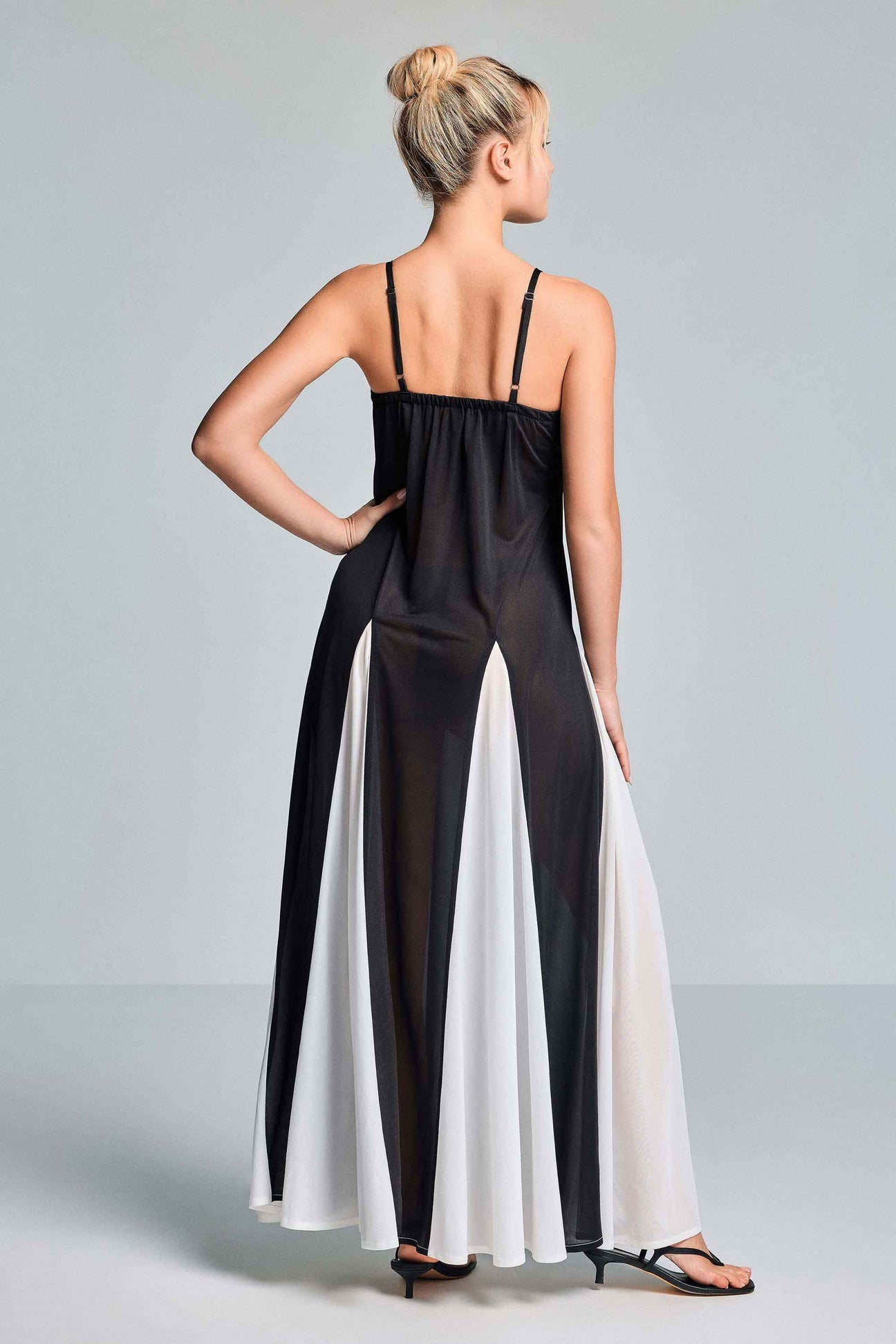 Vestido blanco y negro - flanesyfresones