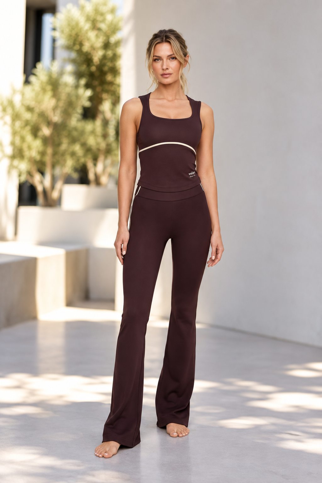 Pantalón campana marrón