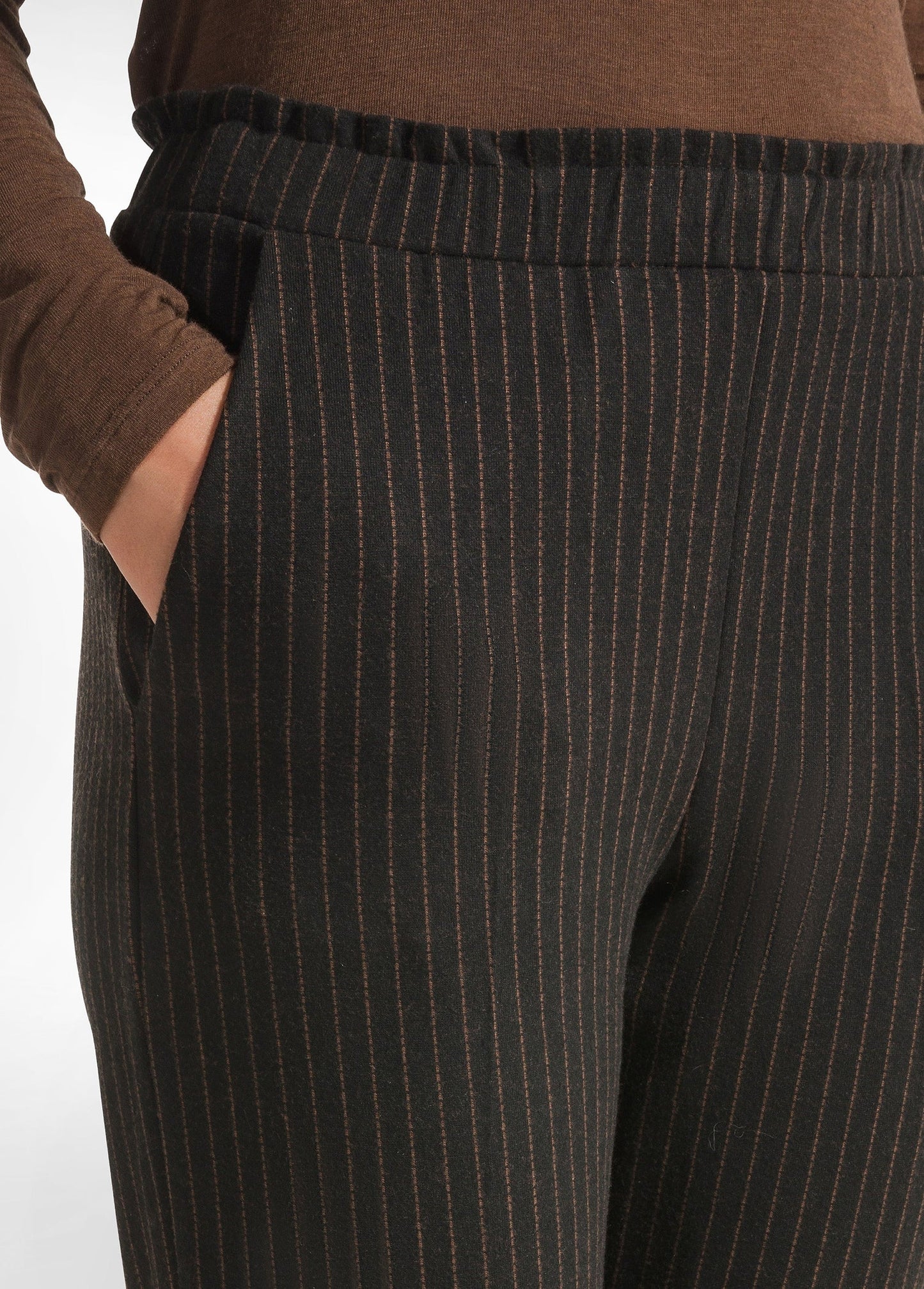 PINSTRIPED STRAIGHT PANTS BLACK