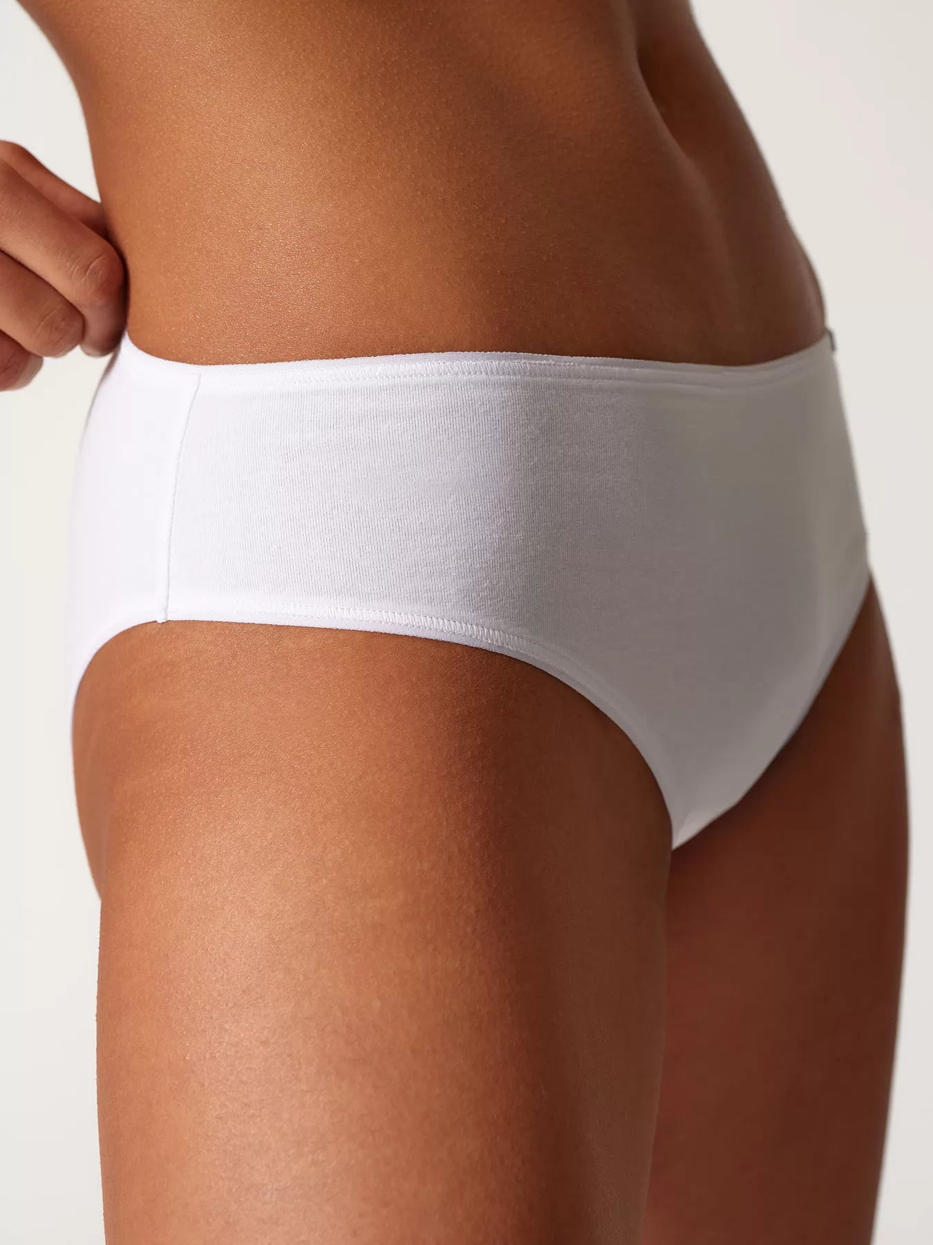 Braguita de algodón premium– suavidad absoluta, invisibilidad perfecta