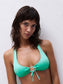 Top bikini halter en verde  con relleno extraíble - flanesyfresones