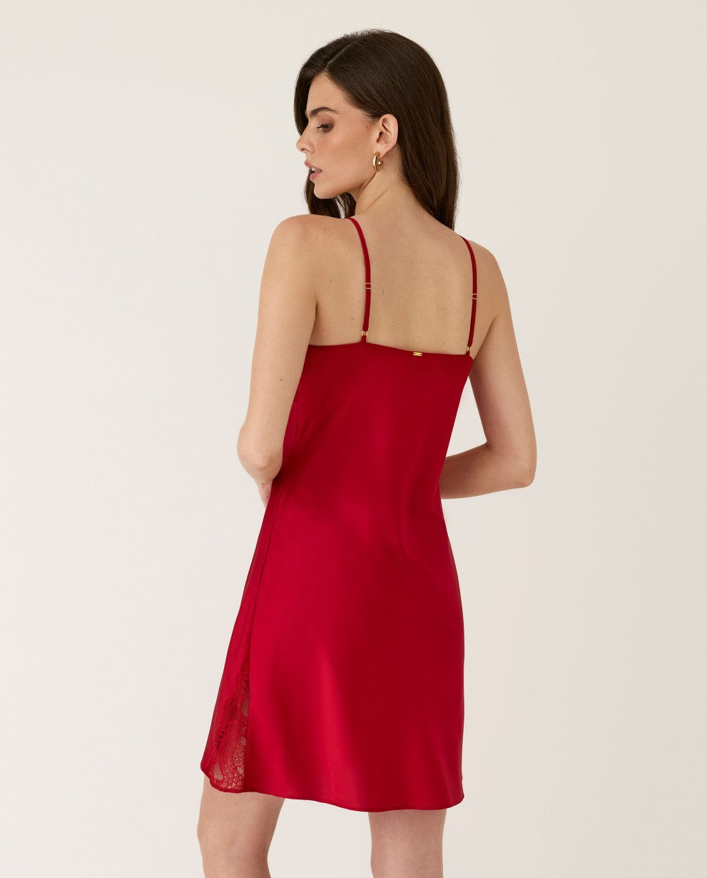 Camisón corto lencero