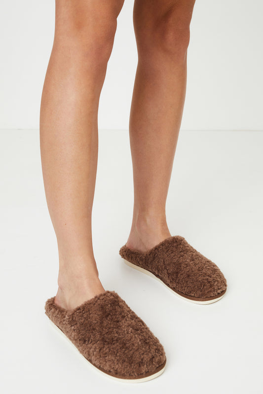 Cleo slippers