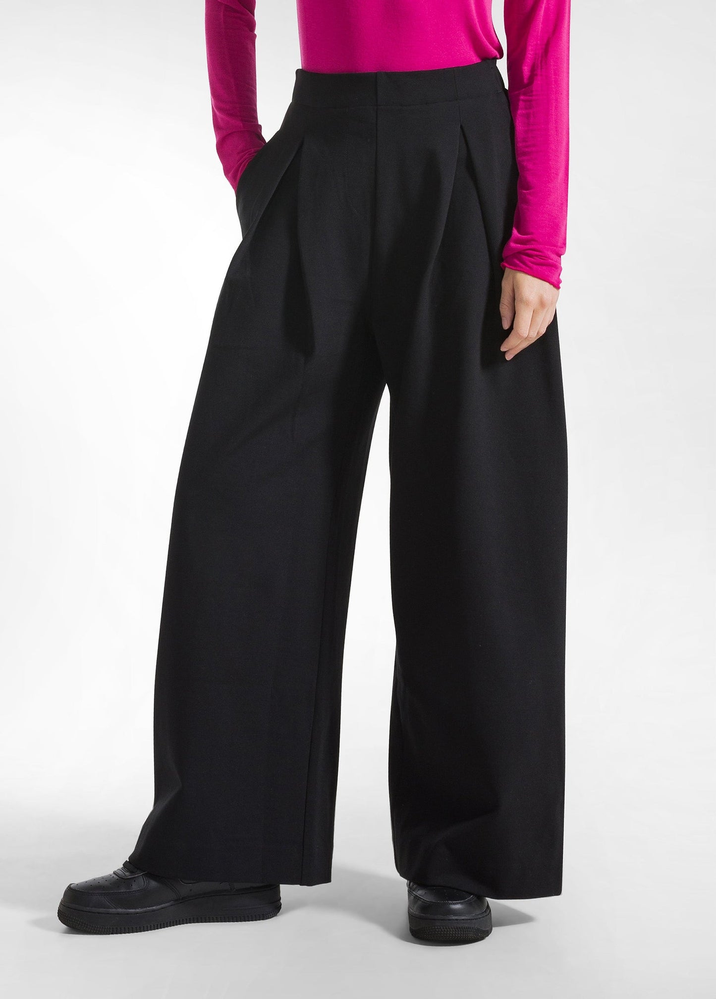 Texture Pleated Pants