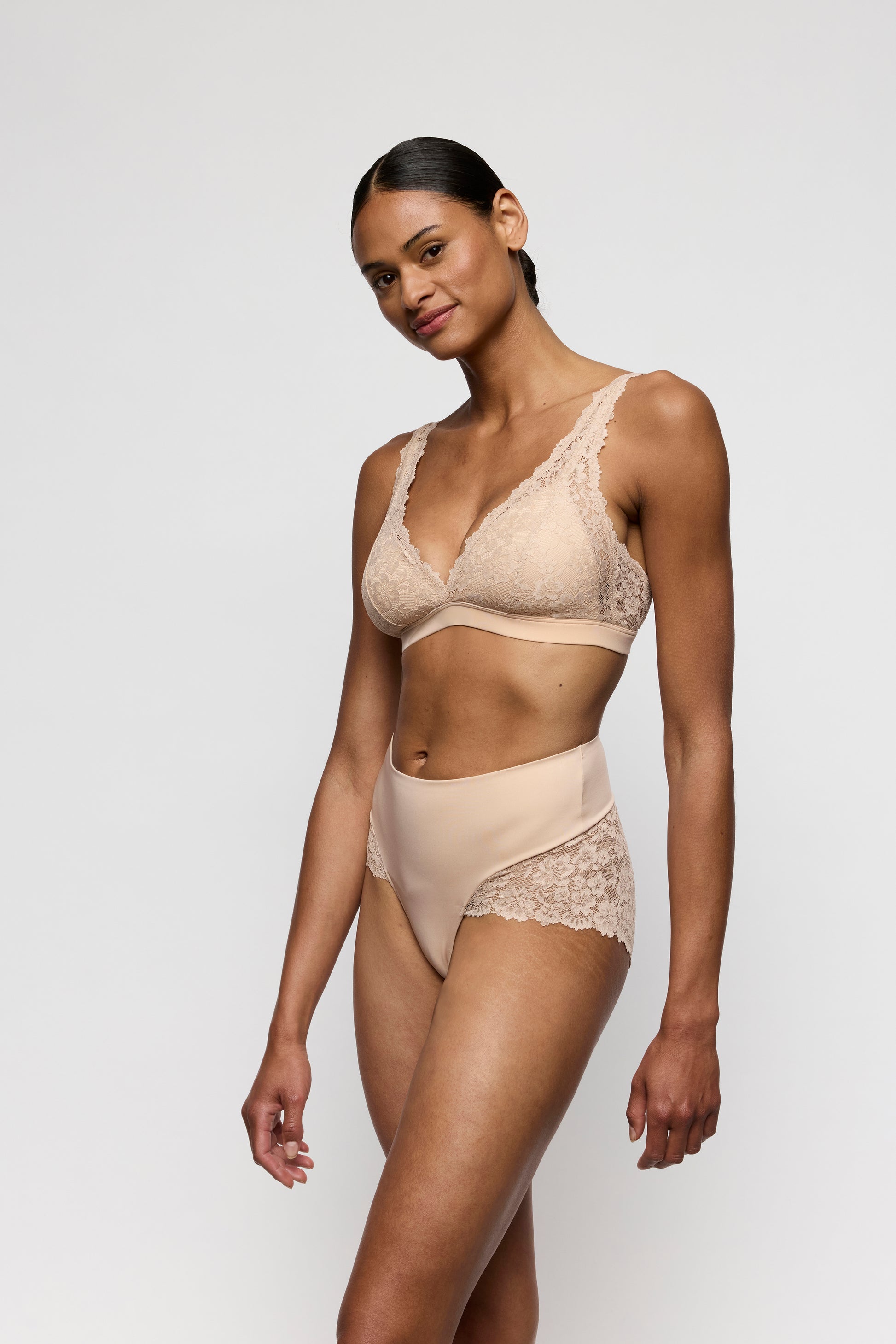 Braga Studio café con leche - flanesyfresones