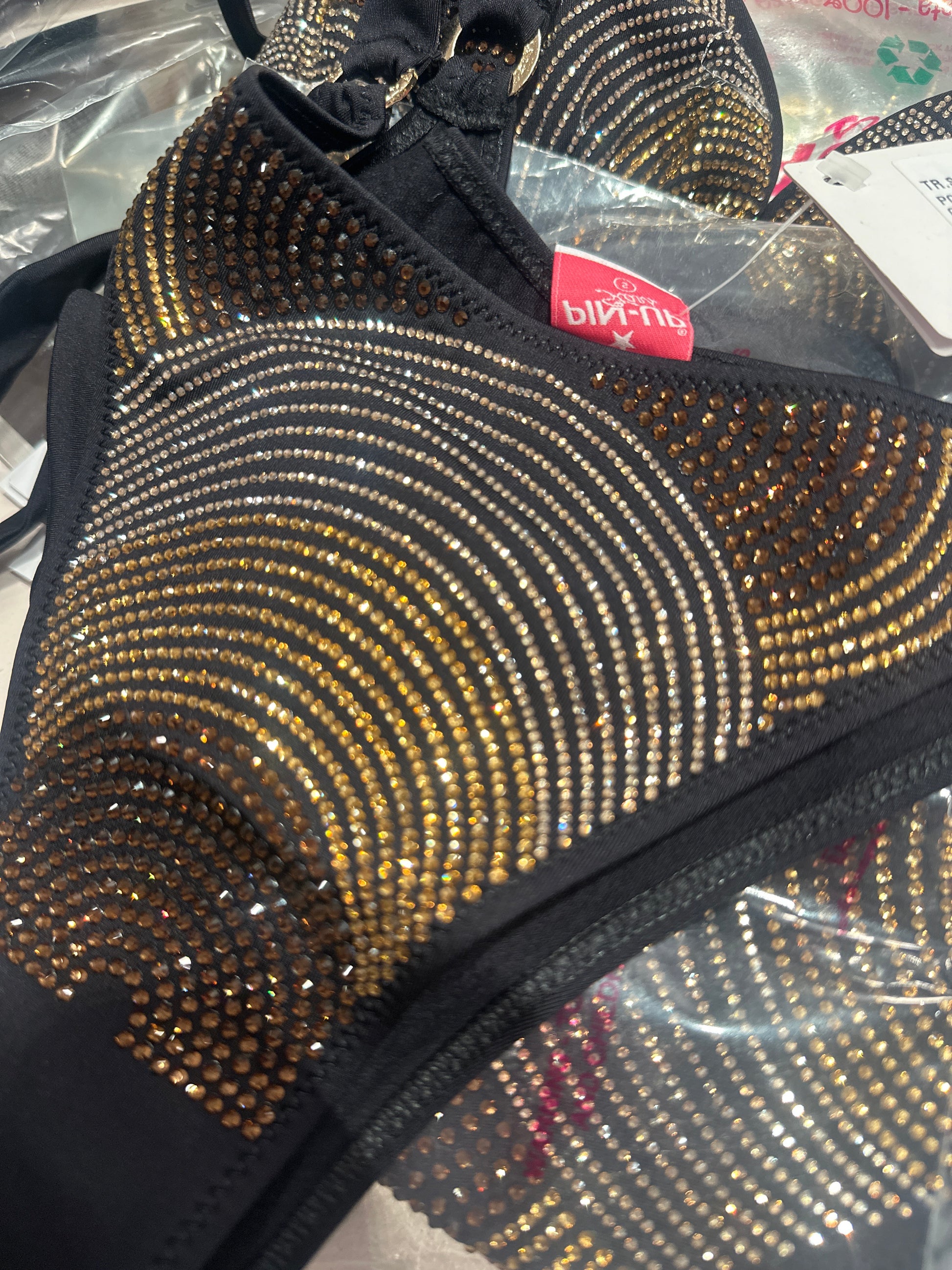 Biquini dos piezas negro strass - flanesyfresones