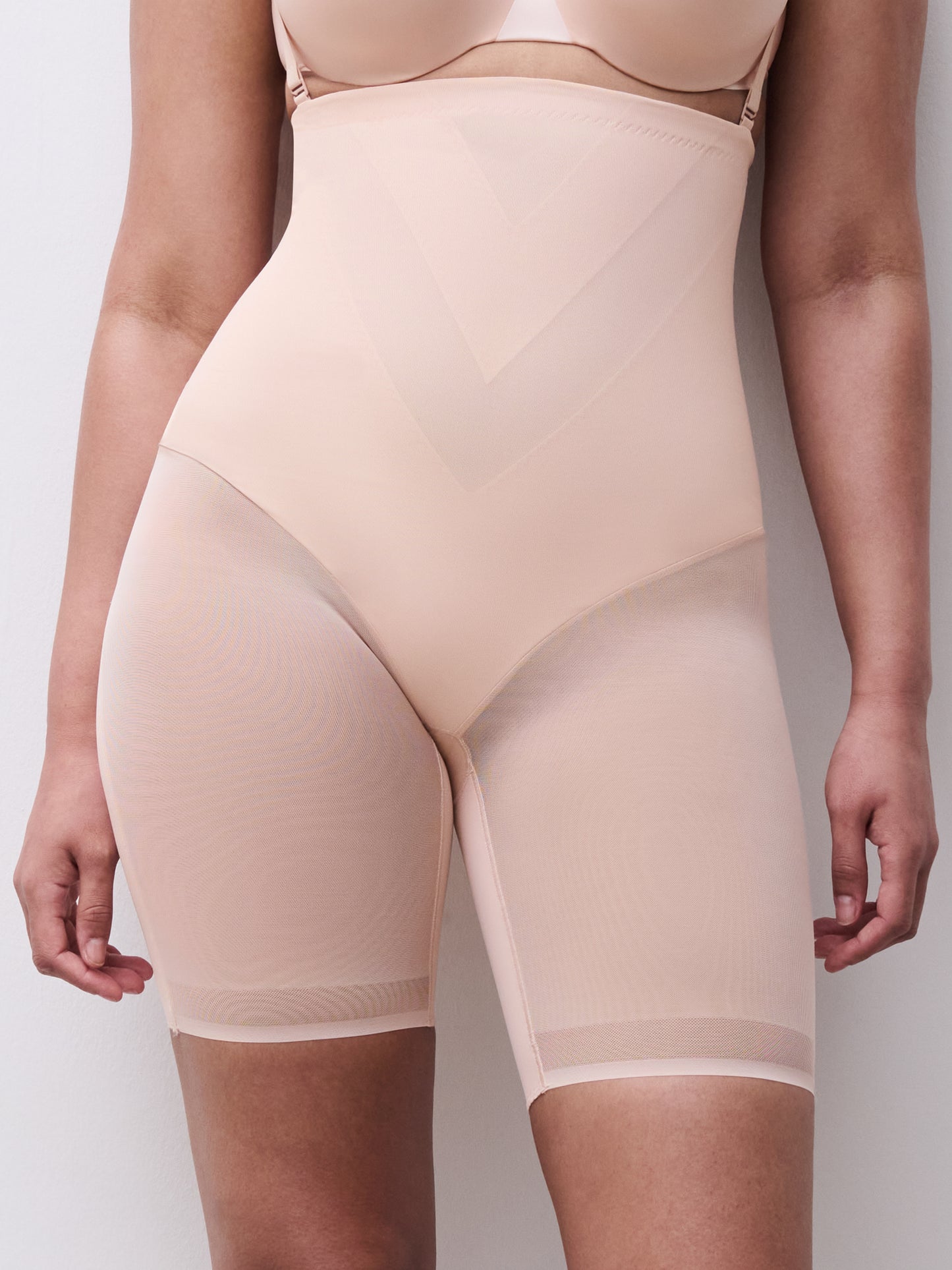 Faja pantalón reductora de talle alto con tirantes – efecto muy reductor