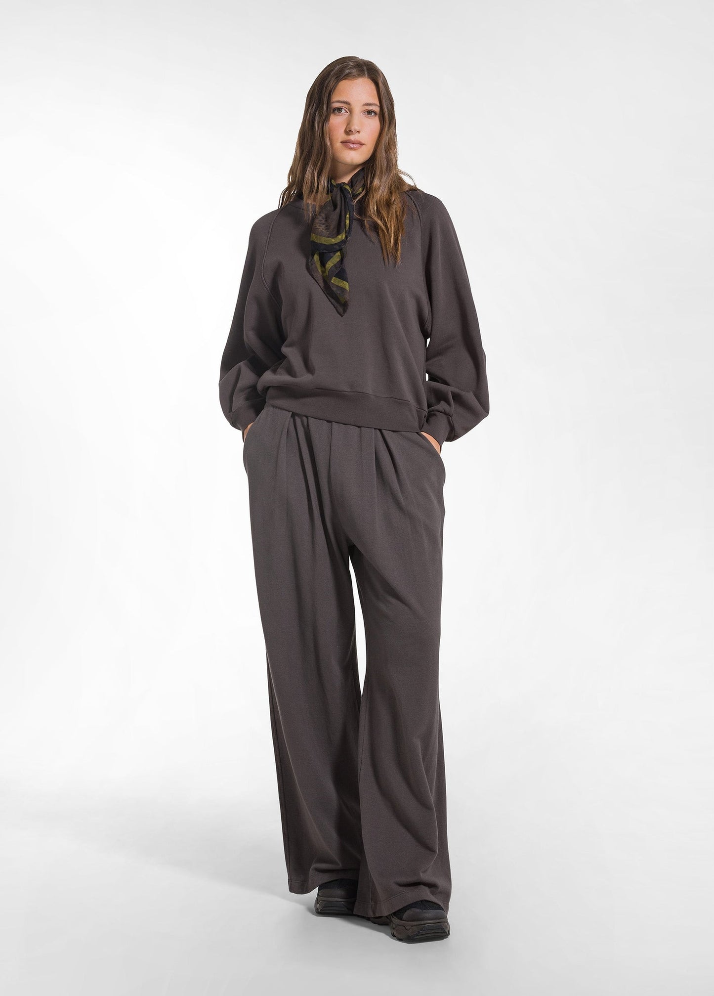 SOFT COTTON TROUSERS - BROWN