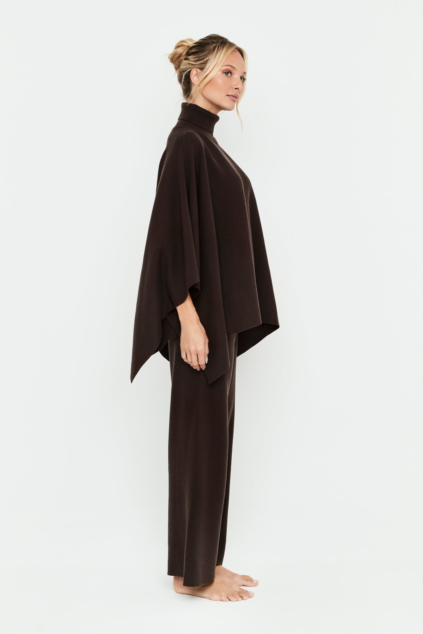 Conjunto Punto Poncho Marrón
