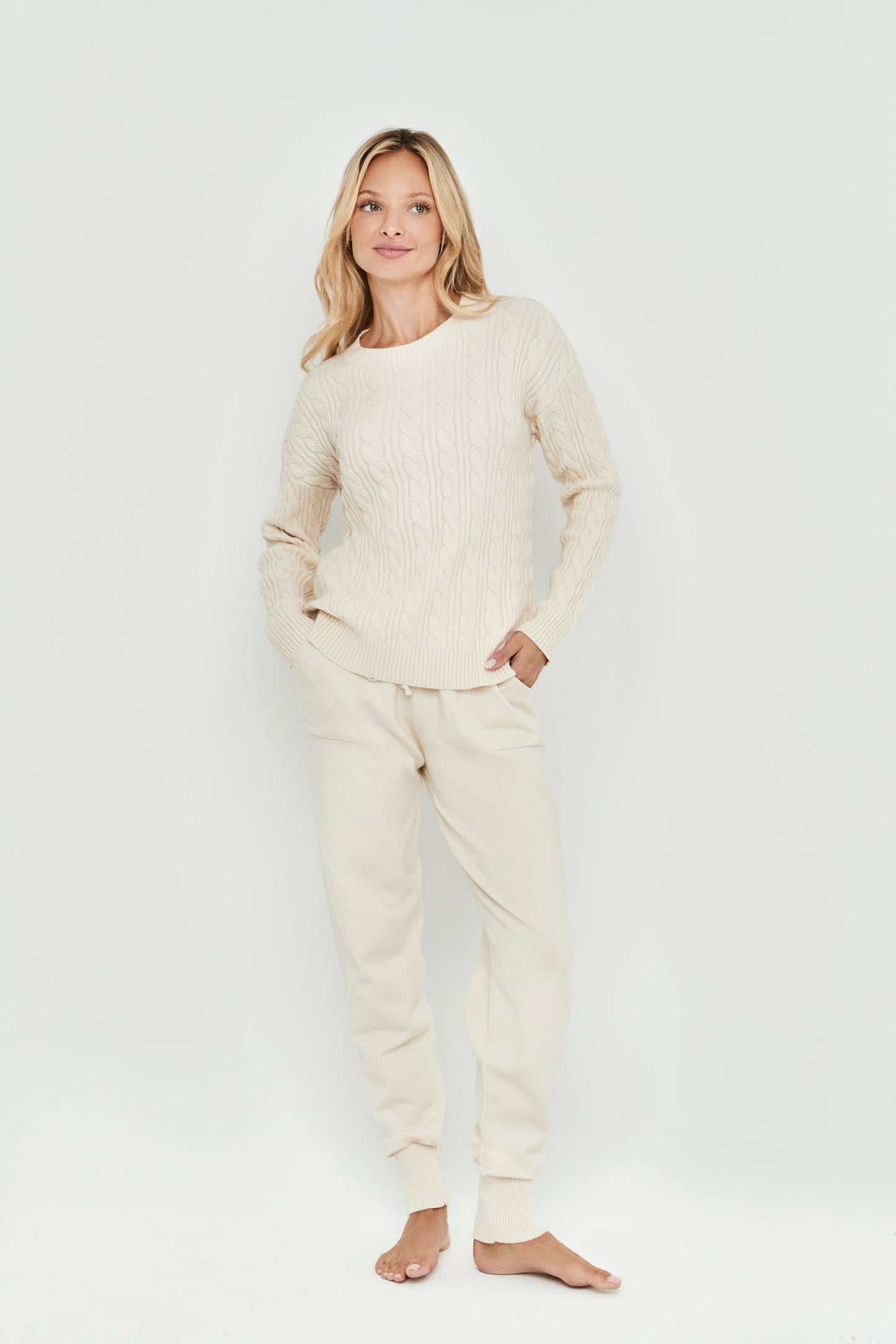 Conjunto Punto Escote Redondo Ochos Crema