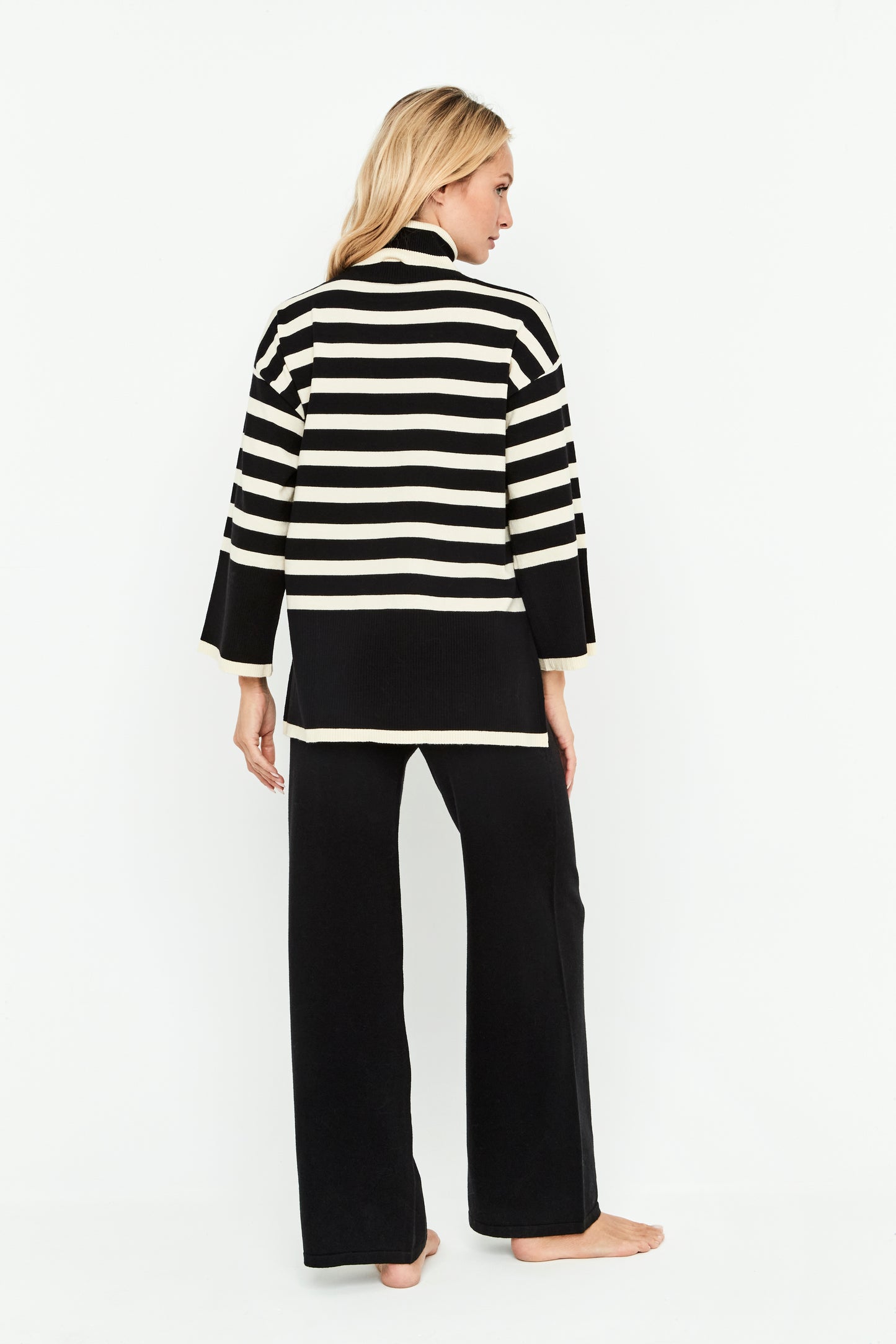Conjunto Punto Negro