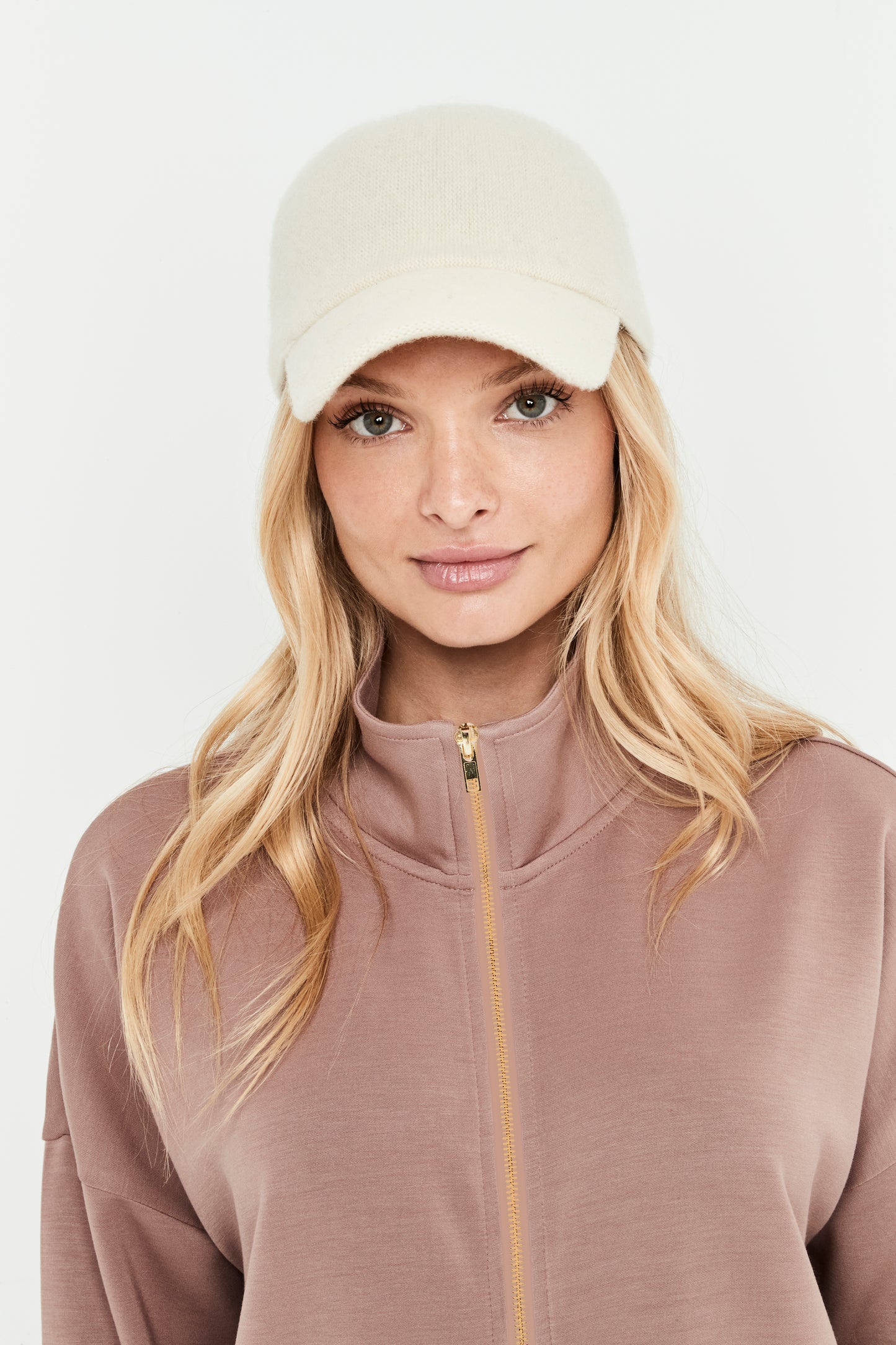 Gorra de Lana Crema