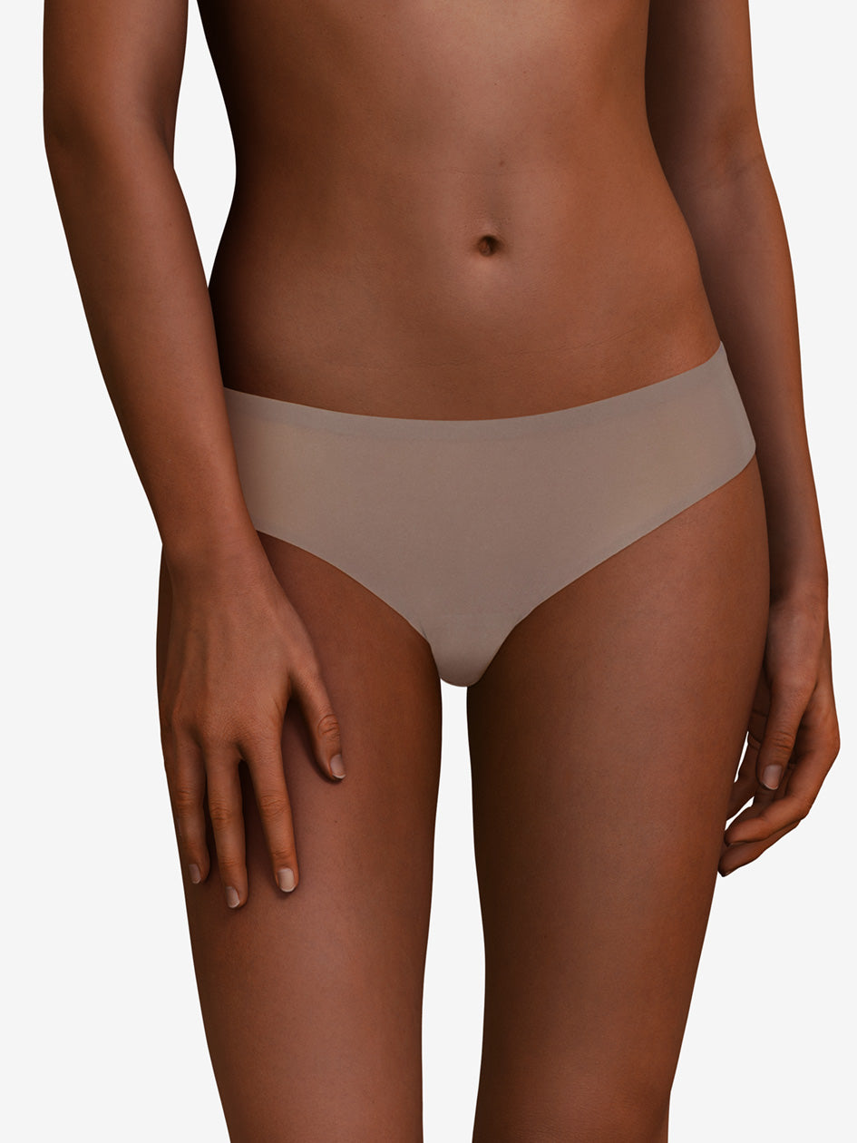 Soft Stretch Braguita talle bajo sin costuras de Chantelle. C26430 - flanesyfresones